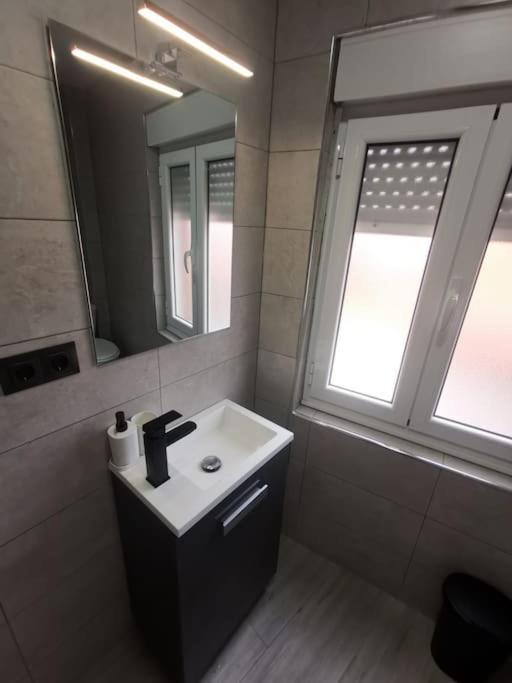 Ferienwohnung Apartamento Privado En Gijón Exterior foto